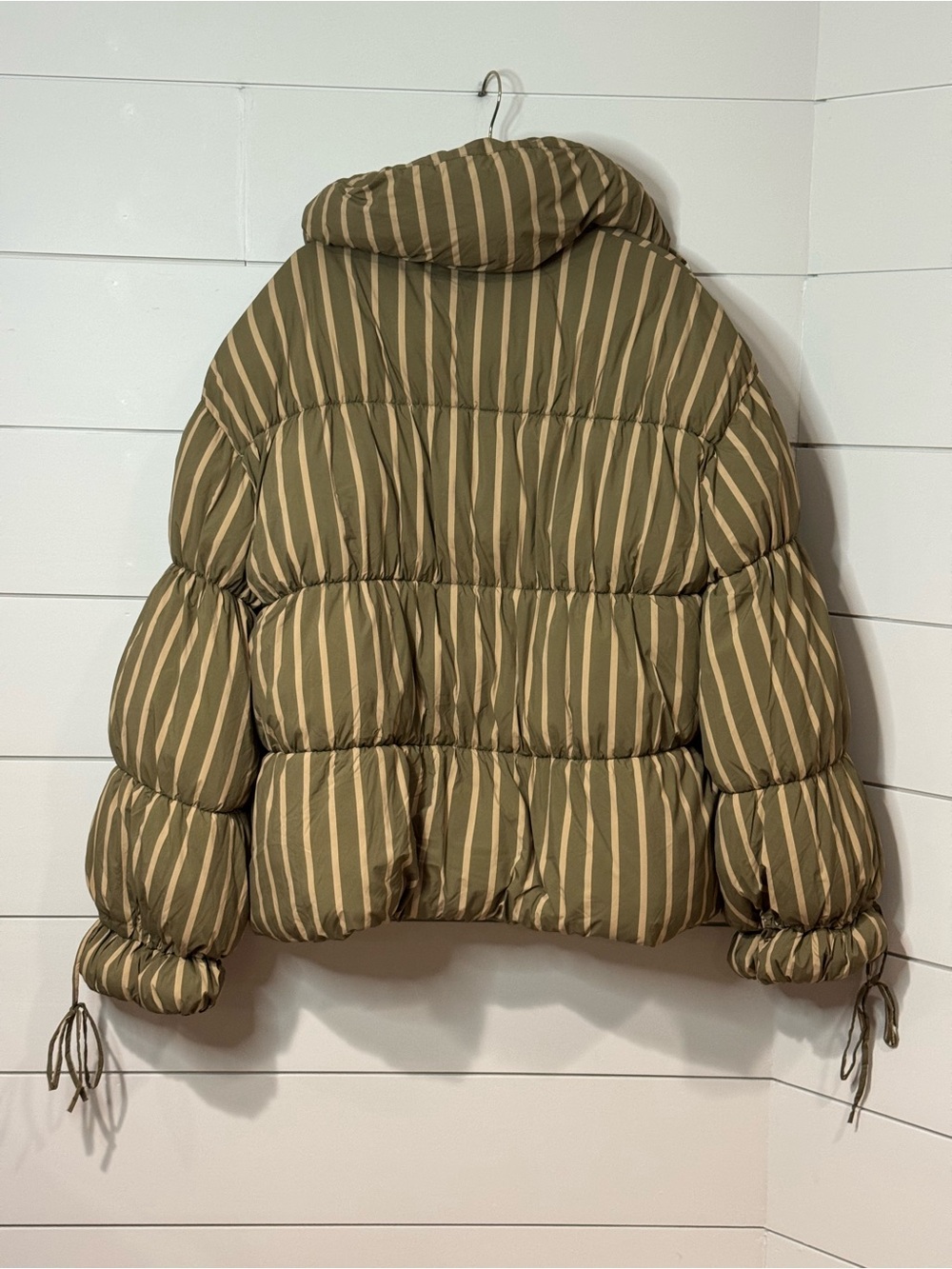 NEW Free People Printed Puffer Coat - Olive Striped Size S - Picture 7 of 7